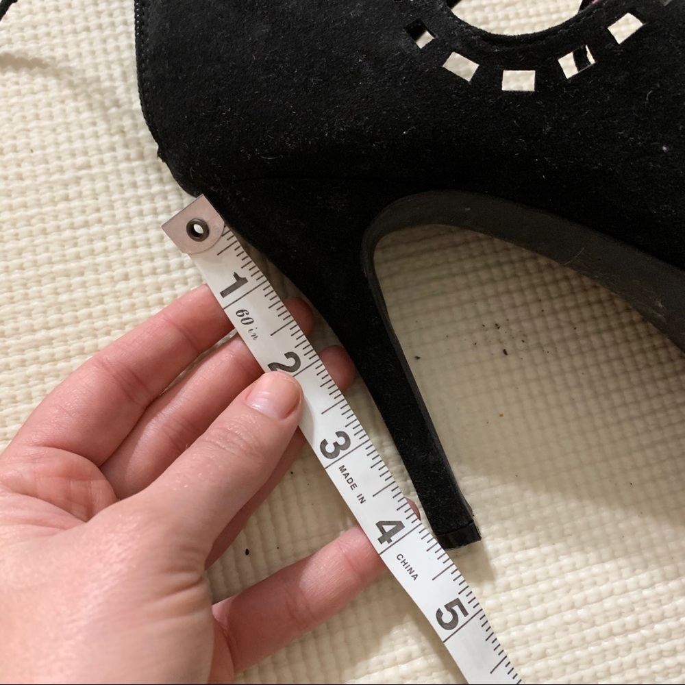 Black lace-up cutout stiletto heels - Picture 5 of 5